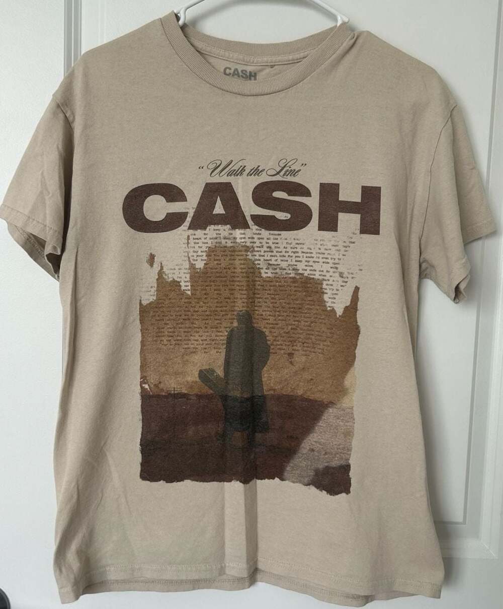 Johnny Cash Walk the Line Graphic T-Shirt size Medium
